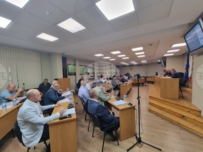 Собствениците на поземлени имоти в община Плевен се задължават да поддържат чистотата в тях, предвидени са и санкции