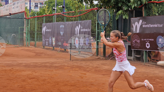 Росица Денчева отпадна на полуфиналите на сингъл на турнир по тенис в Гърция
