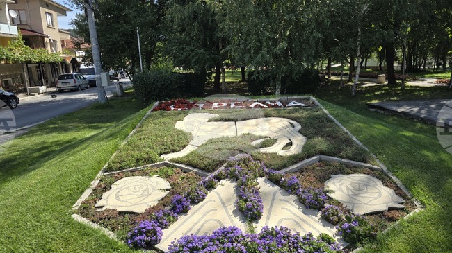 С молебен и издигане на националното знаме в Стрелча ще отбележат 148 години от Освобождението на България