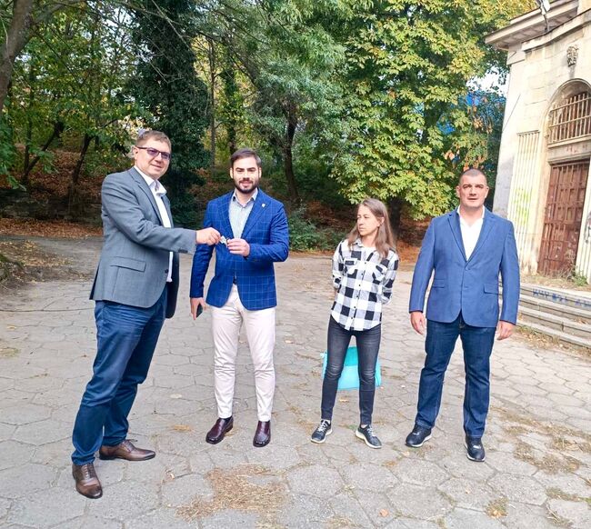 ОА София: Държавата в подкрепа на културното наследство: Стефан Арсов прие владението на банята в Горна баня