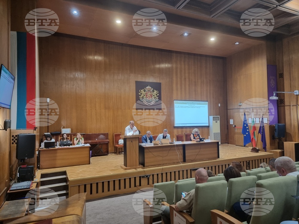 Сградата на бившия жп пансион във Велико Търново да се прехвърли от държавата на Общината за създаване на Етнографски музей, предлагат общинските съветници
