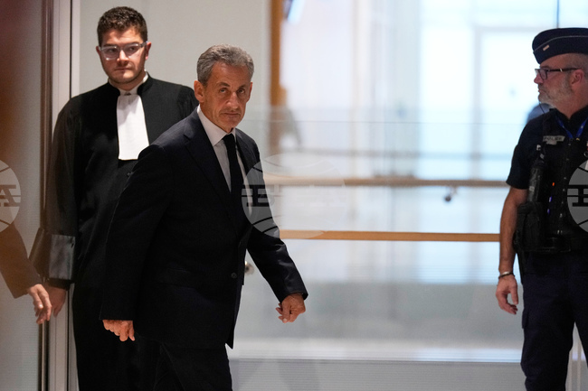 Френски и европейски медии коментират присъдата срещу Саркози