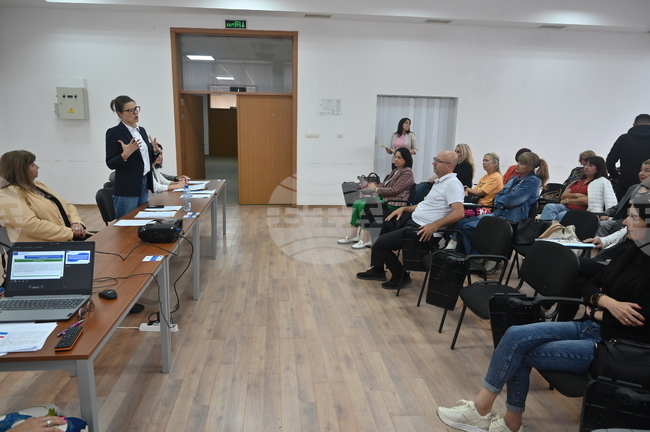 Концепцията за развитие на човешкия капитал в Северозападния регион чрез мерки за интегрирано териториално развитие в общините Лом и Видин бе представена в Лом