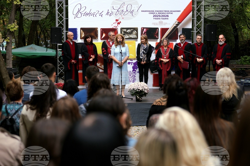 National Academy of Art Opens New Academic Year 