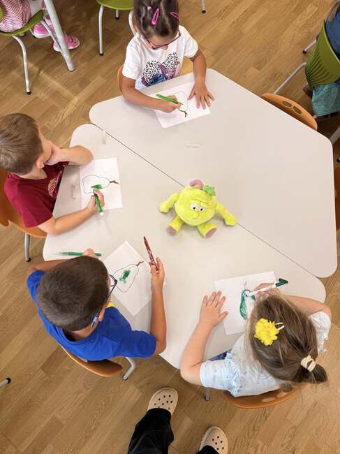 Първо занимание на български език се състоя в българската детска градина в Будапеща