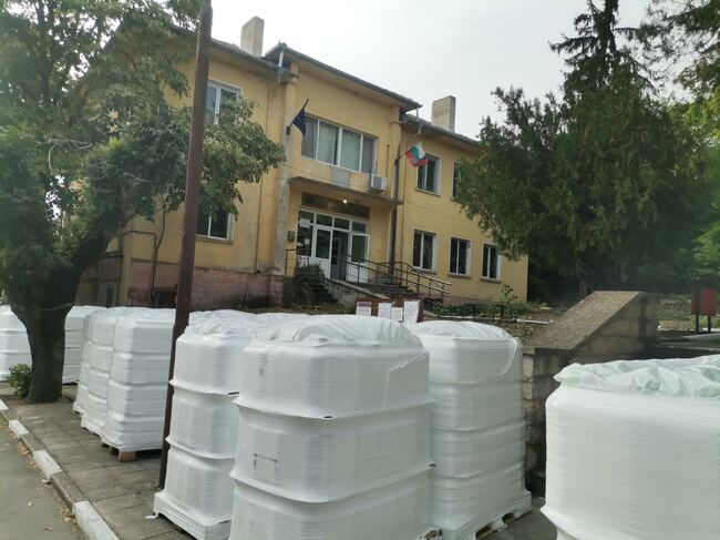 Повече от 120 000 литра вода бяха доставени от Държавния резерв в Плевен и Свищов