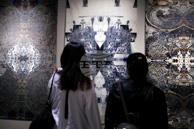 Международната изложба "Творчески срещи" на преподаватели от академиите по изкуства в София, Лодз и Гданск гостува в Бургас