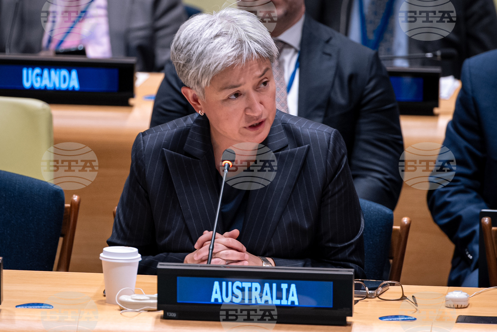 Австралия наложи санкции и забрани за пътуване на афганистански министри 