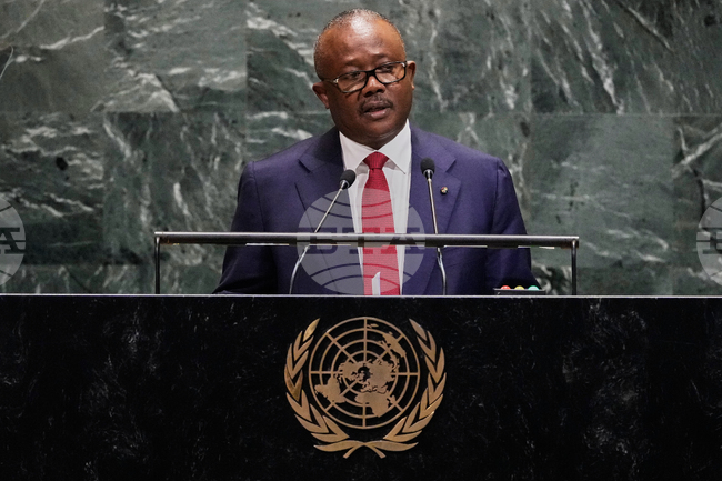 Военнните в Гвинея-Бисау заявиха, че са свалили от власт президента