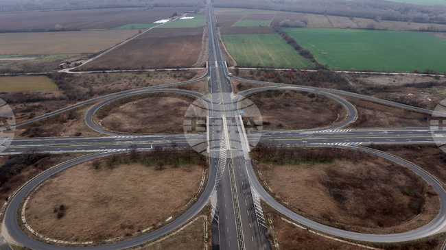 Републиканската пътна мрежа на България през 2025 г. е с 42 км по-дълга в сравнение с 2024 г., достигайки общо 20 028 км, съобщи НСИ