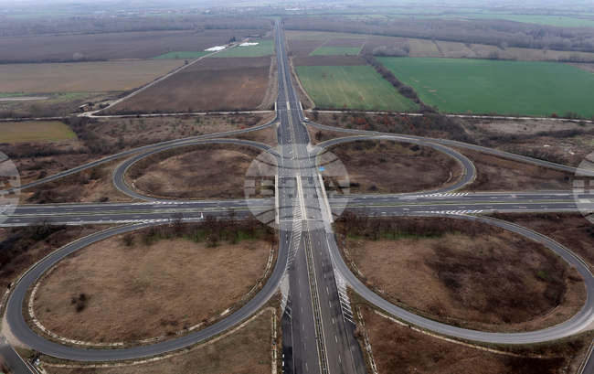 Републиканската пътна мрежа на България през 2025 г. е с 42 км по-дълга в сравнение с 2024 г., достигайки общо 20 028 км, съобщи НСИ