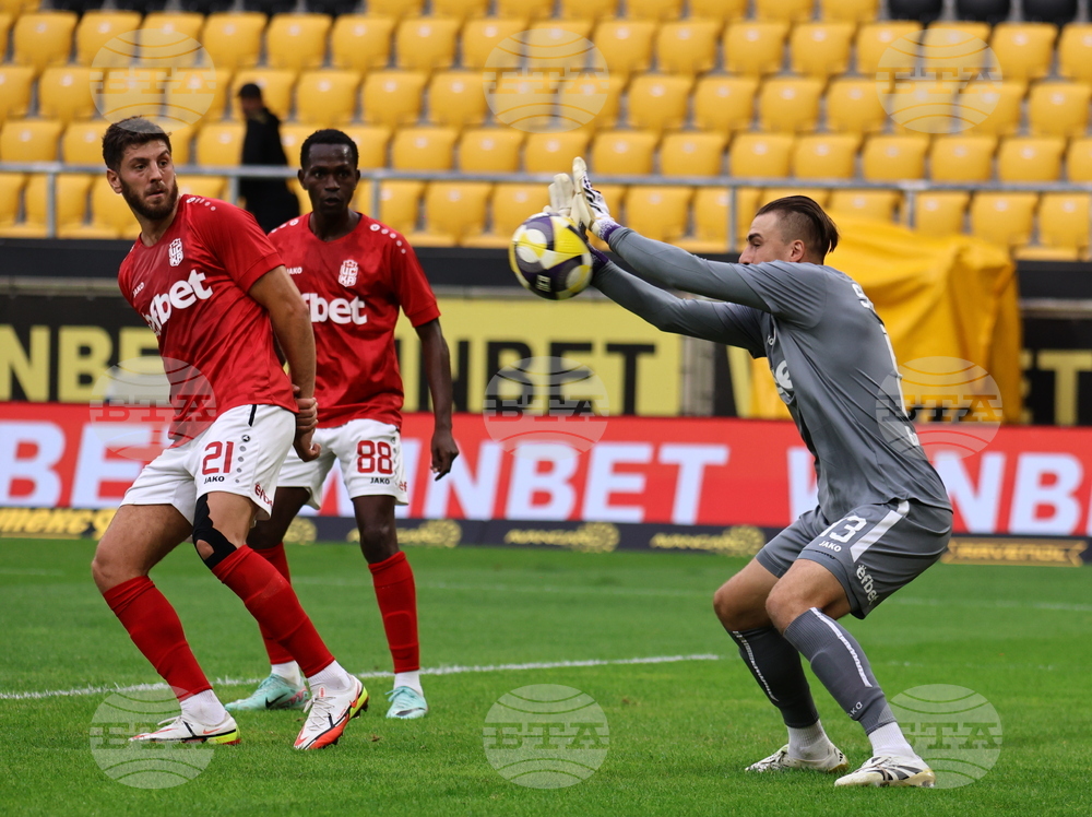 ЦСКА 1948 започна лагер в Банско, където ще играе конроли с Монтана и Раднички Ниш