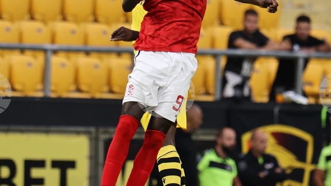 ЦСКА 1948 победи Раднички Ниш в контрола, която бе прекратена в края