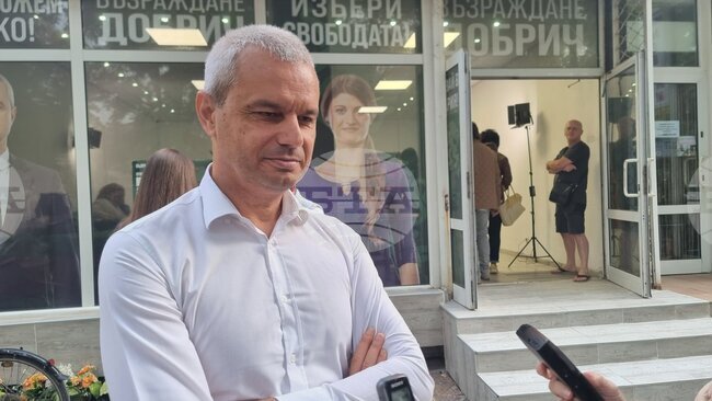 Радвам се, че за трети път се проваля кворумът за работа на Народното събрание, каза в Добрич Костадин Костадинов