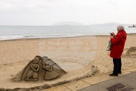 Бургас - пясъчна фигура на Пижо и Пенда