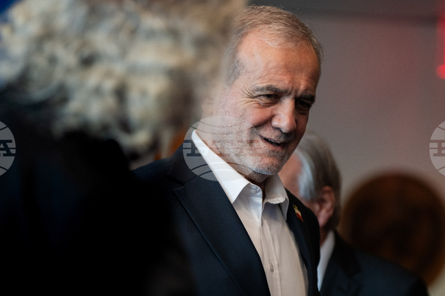 Иранският президент каза, че Техеран иска мир, но няма да се поддаде на натиск