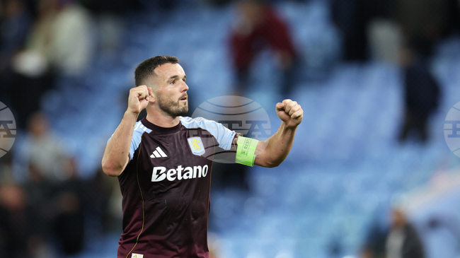 Джон Макгин подписа нов договор с Астън Вила