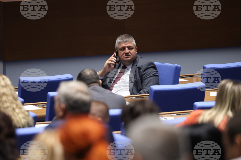 Парламент - липса на кворум