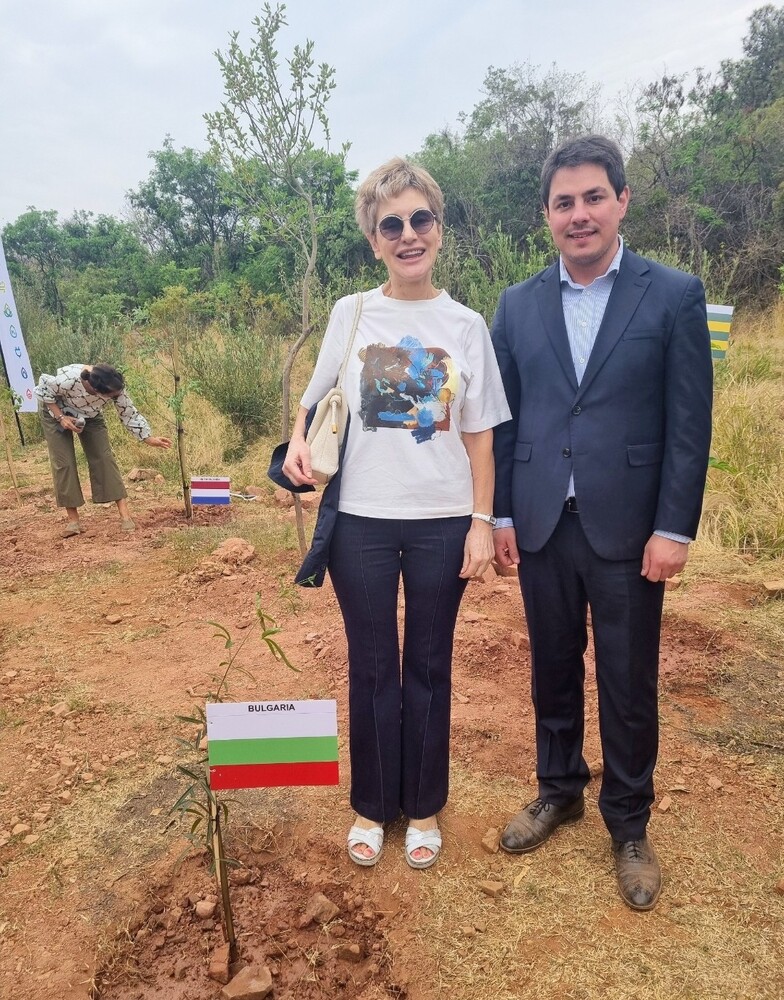 Bulgarian Ambassador Joins Tree-Planting Campaign in South Africa