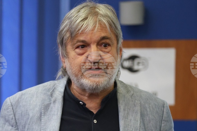 „Труд“ е вестник с главно „В“, каза за БТА главният му редактор Петьо Блъсков по повод 90-годишнината на изданието