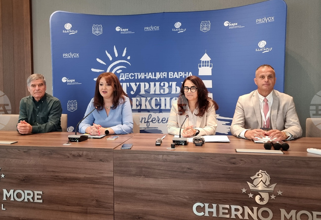 Почти половината от студентите във Висшето училище по мениджмънт във Варна са чужденци