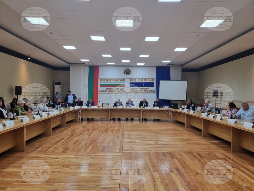 Изпълнените и набелязаните мерки за справяне с безводието в Плевенско бяха отчетени на заседание на Областния кризисен щаб