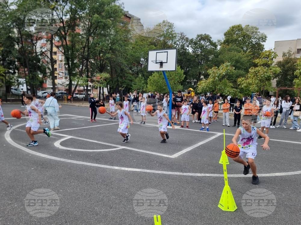 Футболна легенда и трикратен европейски шампион по карате се включиха в Европейския ден на спорта в СУ „Отец Паисий“ в Кърджали