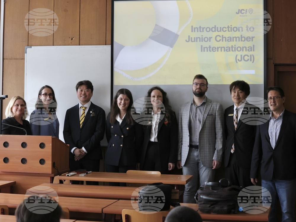 Международната младежка камара е платформа за разгръщане на личностния потенциал, каза президентът на организацията Кейсуке Шимоямада в УНСС