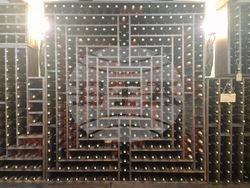 Село Момин сбор - семейна винарна "Стиви Естейт"