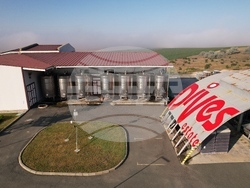 Бургас - Винарска изба "ДиВес Естейт"