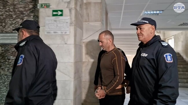 Окръжният съд остави в ареста обвинения в убийството на екопътека "Невястата" край Смолян