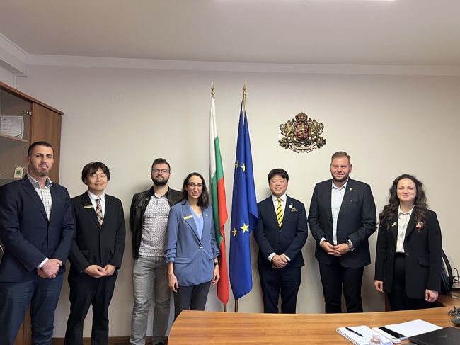 Зам.-министър Петър Младенов: Партньорството между институции, неправителствени организации и международни общности изгражда по-добро бъдеще за младите хора