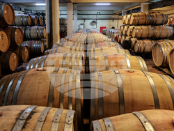 Първомай - Винарна „Загрей“