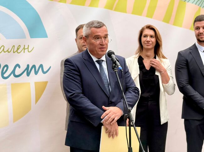 Министър Тахов: МЗХ ще продължи да насърчава биоземеделието чрез целенасочени инвестиции и политики