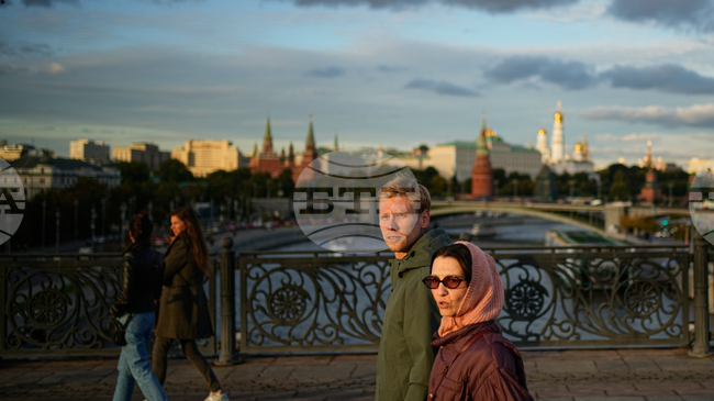 Мнозинството руснаци очакват войната в Украйна да приключи през 2026 г., сочи анкета