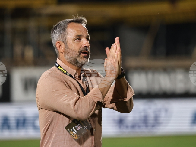 "Много важна победа за нас", доволен е старши треньорът на Локомотив (Пловдив) Душан Косич