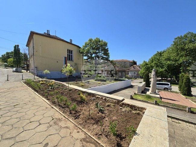 Във врачанското село Чирен започна второто издание на националния фестивал „Тумба-лумба, иха-ха“