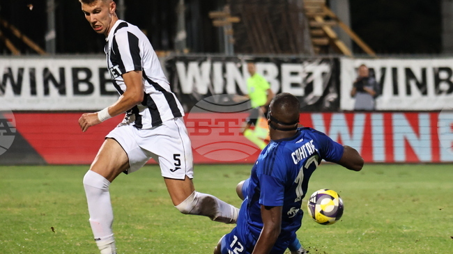 Защитникът на Локомотив (Пловдив) Тодор Павлов с повиквателна за младежкия национален отбор на България по футбол