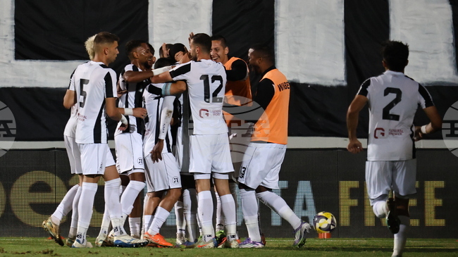 Локомотив (Пловдив) нанесе трето поредно поражение на Берое в Първа лига