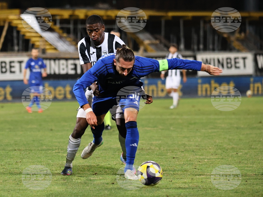 Пловдив - футбол - Локомотив (Пловдив) - Левски (София)