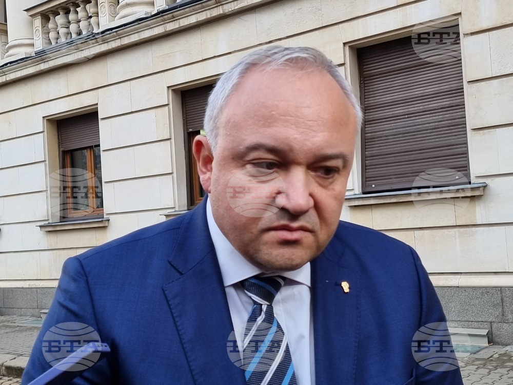 Водещата версия за имейлите със заплахи за взривни устройства в училища е, че става въпрос за хибридни атаки, свързани с Русия, според Иван Демерджиев