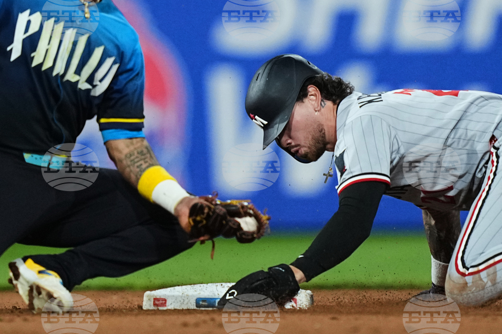Twins Phillies Baseball