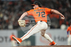 Rockies Giants Baseball