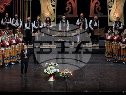 Ансамбъл „Филип Кутев“ представя  „Фолклорни класици“ в зала 1 на НДК, снимка – организатори