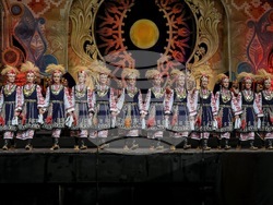 Ансамбъл „Филип Кутев“ представя  „Фолклорни класици“ в зала 1 на НДК, снимка – организатори