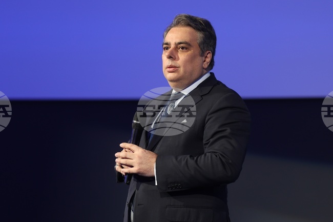 Ex-Finance Minister Assen Vassilev Heads Continue the Change Party