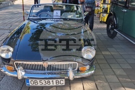 Троян - Първи ретропарад на автомобили