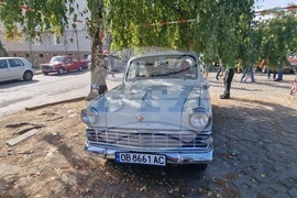 Троян - Първи ретропарад на автомобили