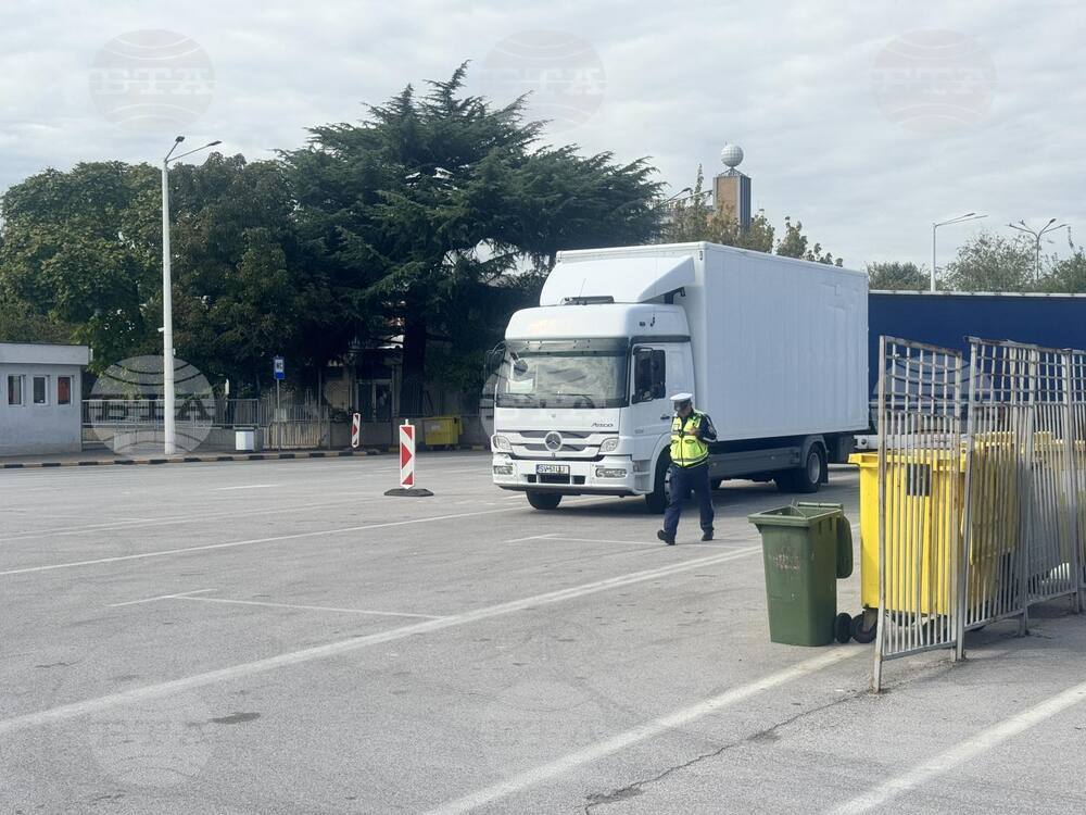 При специализирана полицейска акция в района на бившия ГКПП "Кулата" е установен румънски водач с невръчени 26 глоби
