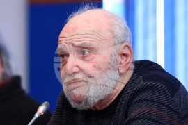 Проф. Алберт Бенбасат - литературен историк, критик, книговед, публицист и издател